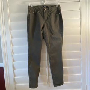 Nine West dark brown capri jeans